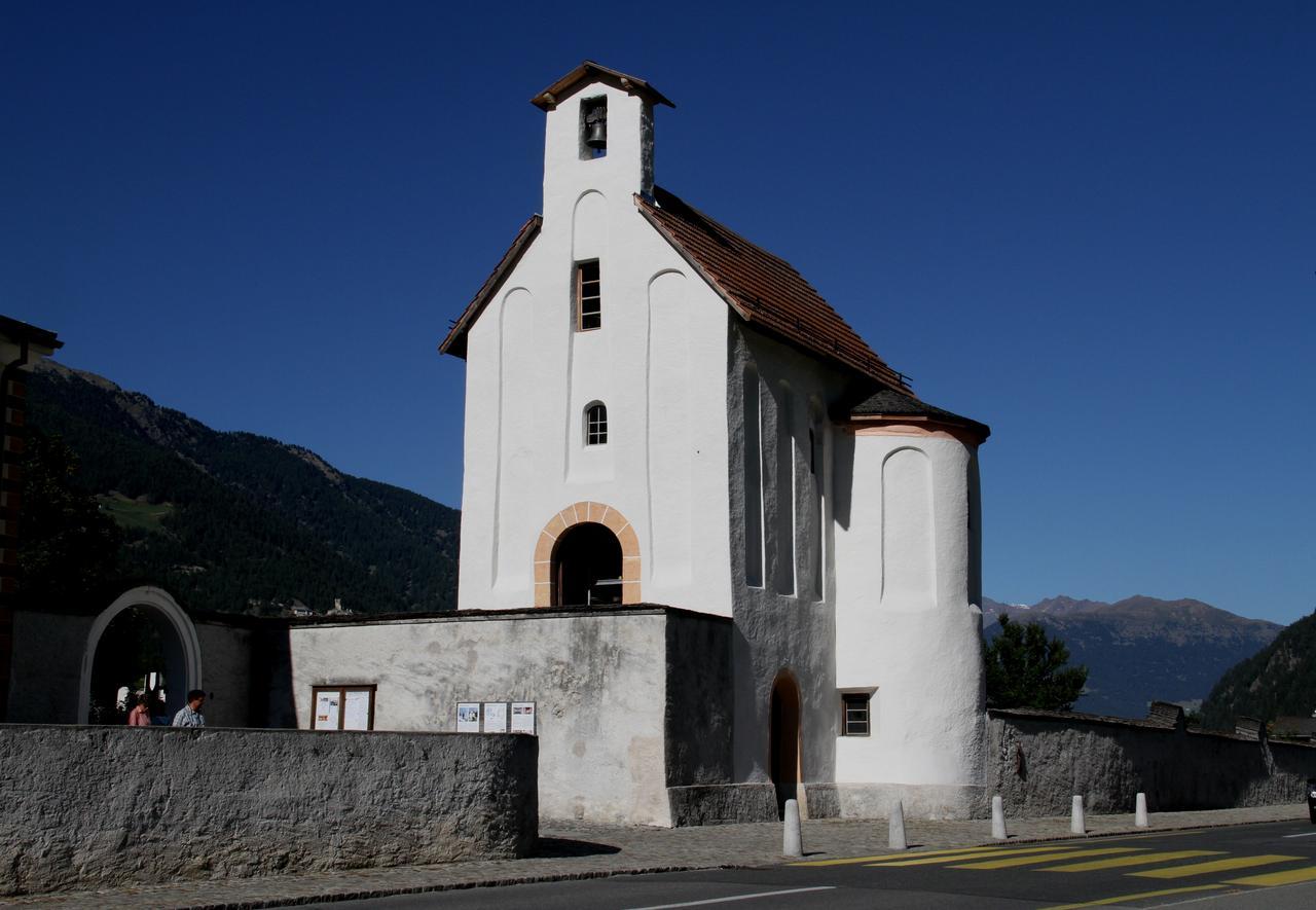 Hotel Chavalatsch Tubre Bagian luar foto